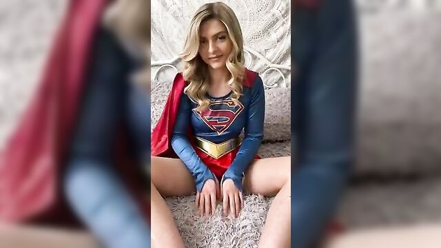 Supergirl pussy massage