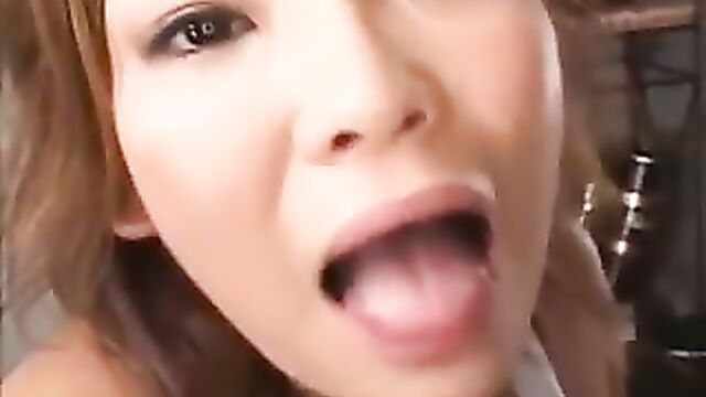 Sexy Asian Blowbang CIM Swallow (uncensored)