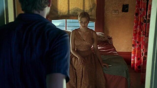 Scarlett Johansson - A Love Song for Bobby Long (2004)