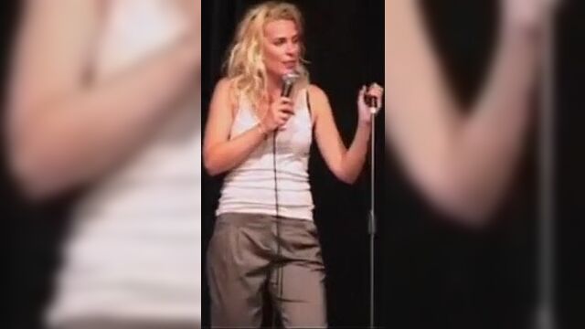 Sara Pascoe onstage looking sexy