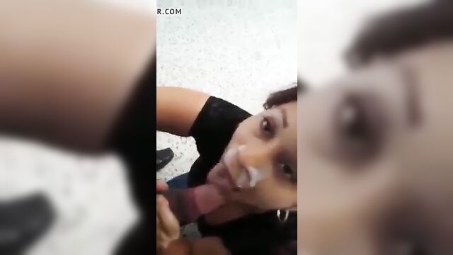 Teacher blows student at classrooma