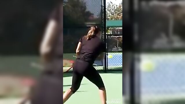 Monica Puig Big fat ass in pants