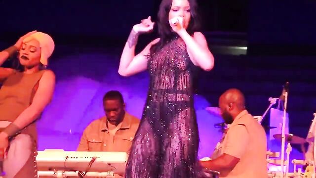 Rihanna performing at Amalie Arena, FLA 2016