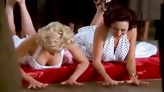 Ashely Judd and Mira Sorvino nude scene in Norma Jean
