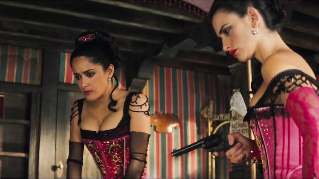 Penelope Cruz y Salma Hayek - ''Bandidas'' 02