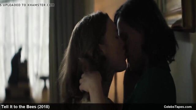 Anna Paquin & Holliday Grainger naked and hot lesbian sex