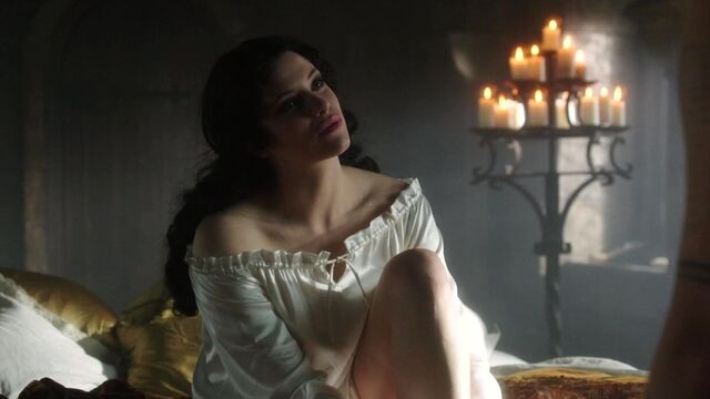 Jessica de Gouw - Dracula s1e08