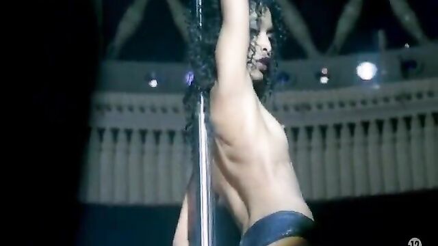 Sara Martins Pole Dancing