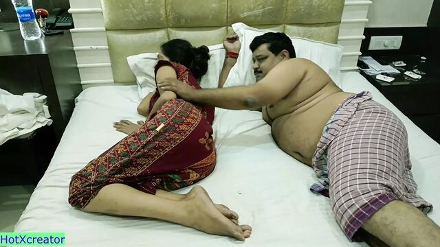 Desi Middle-aged man fucking his Hotwife with small penis! Hindi sex