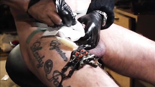 Tattoo Penis