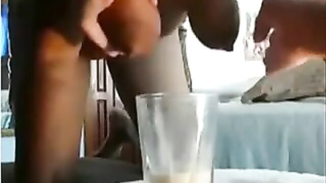 Frauenmelken - Milk Show