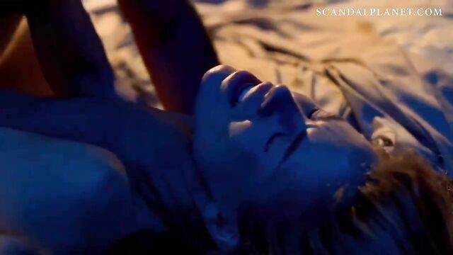 Roxanne McKee Nude Sex Scene On ScandalPlanetCom