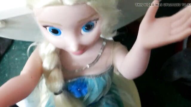 Elsa Frozen My Size Doll cum tribute
