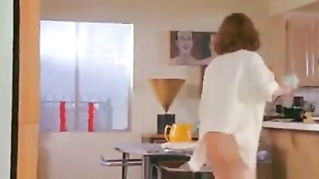 Julianne Moore - Short Cuts (bottomless)