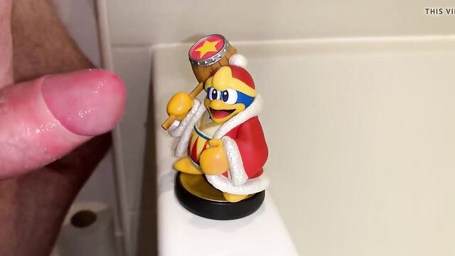 Hotglue: King Dedede amiibo