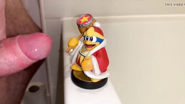 Hotglue: King Dedede amiibo