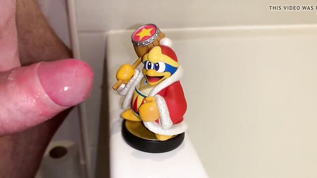 Hotglue: King Dedede amiibo