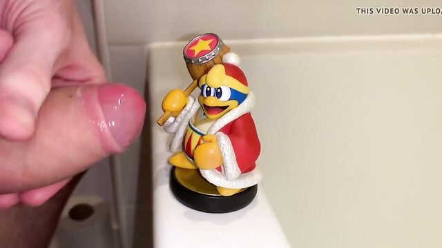 Hotglue: King Dedede amiibo