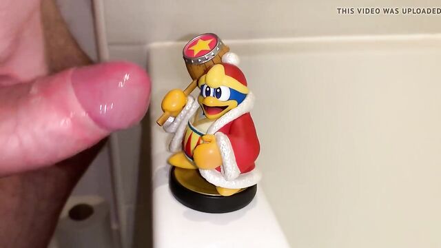 Hotglue: King Dedede amiibo