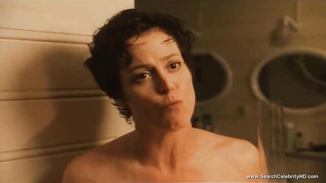 Sigourney Weaver in nude & sexy scenes - The best of in HD
