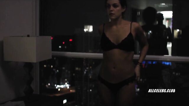 Riley Keough in The Girlfriend Experience - s01e04