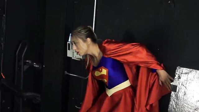 Supergirl vs Red Faced