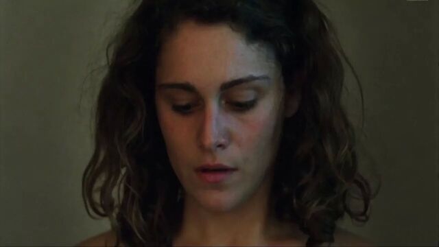 Ariane Labed - Attenberg (2010)