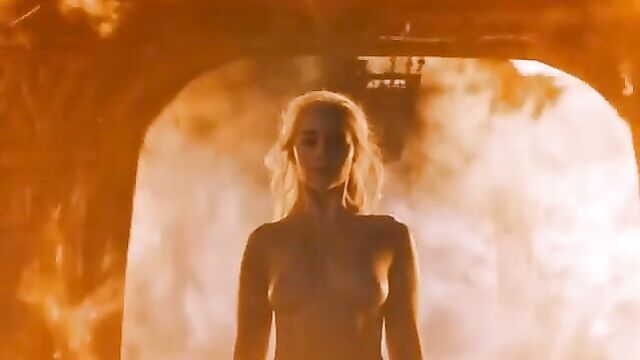 Emilia Clarke - GoT s06e04