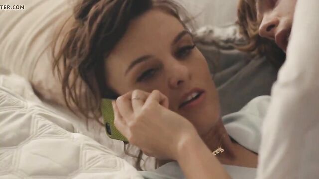 Frankie Shaw - ''SMILF'' s1e02