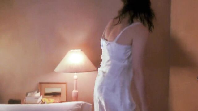 Jennifer Jason Leigh - ''Single White Female'' 02