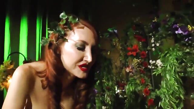 Wonder woman vs Poison ivy Helpless and Drained
