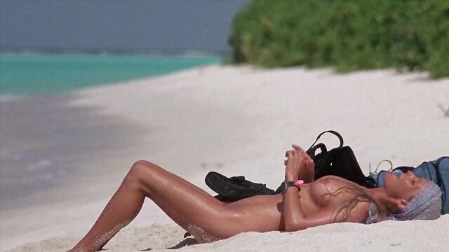 Bo Derek - Utterly Nude And Hot - Ghosts Can't Do It