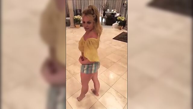 Britney Spears Insta 03 21