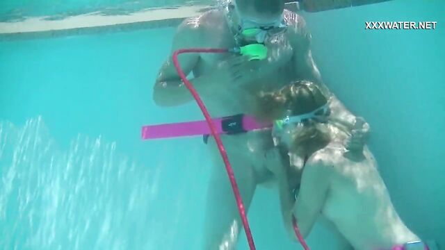 David and Samantha Cruz underwater hardcore sex