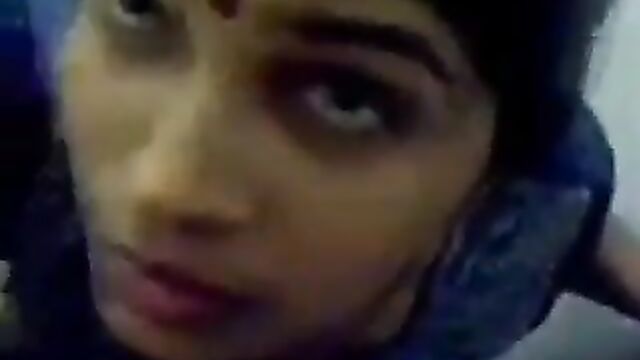 Hot Indian Aunty Suck Big Cock