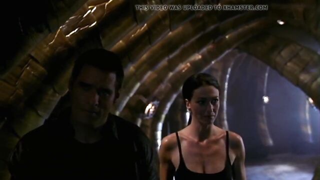 Claudia Black - ''Farscape'' s4e07