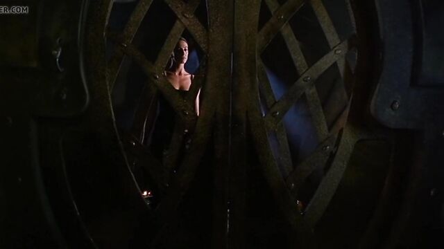 Claudia Black - ''Farscape'' s4e07