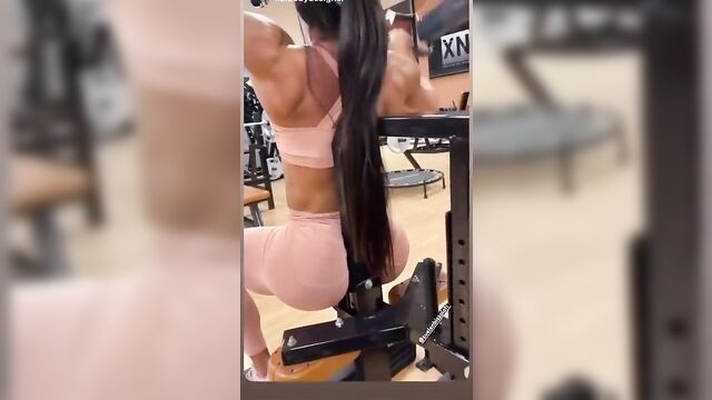 Suelen Bissolati – New Workout Footage 1