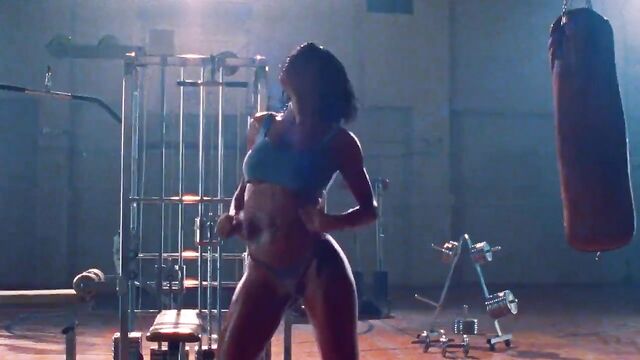 Teyana Taylor HOT Jerk Off Challenge.