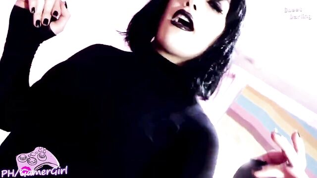 Hot Goth stepsister - Mavis Cosplay