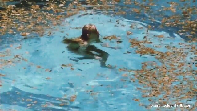Ludivine Sagnier nude - Swimming Pool