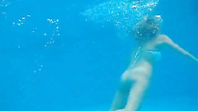 Underwater farts at the pool