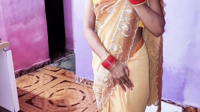 Desi bhabhi jina par jakar apane husband ke sath kiya galat kam