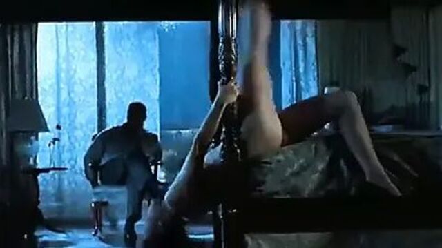 Jamie Lee Curtis True Limbs Striptease(edited)