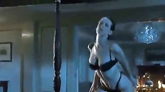 Jamie Lee Curtis True Limbs Striptease(edited)