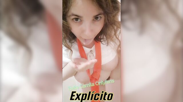 Evita Camila chica SQUIRTING tiene orgasmos squirt