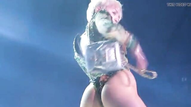 Miley Cyrus - Ass Compilation