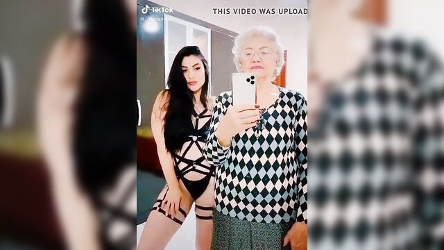 Hot granny on tiktok