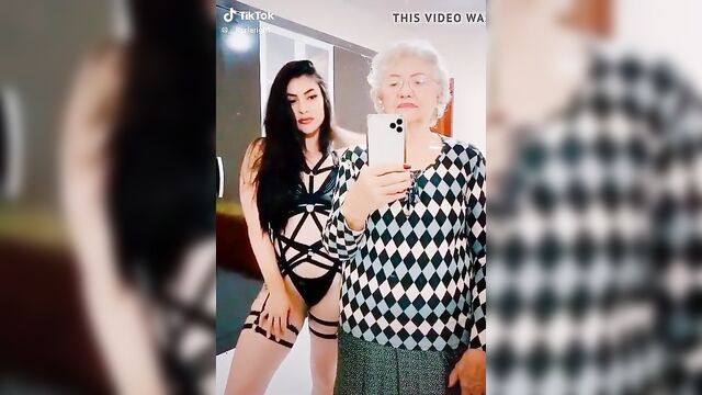 Hot granny on tiktok