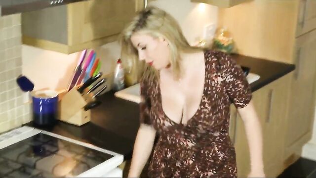 Down Blouse In The Kitchen